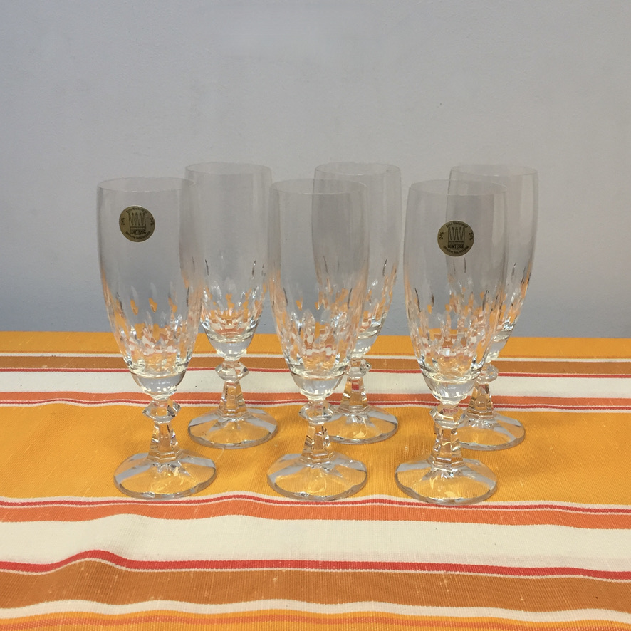 6 Crystal Champagne glasses by Comtesse