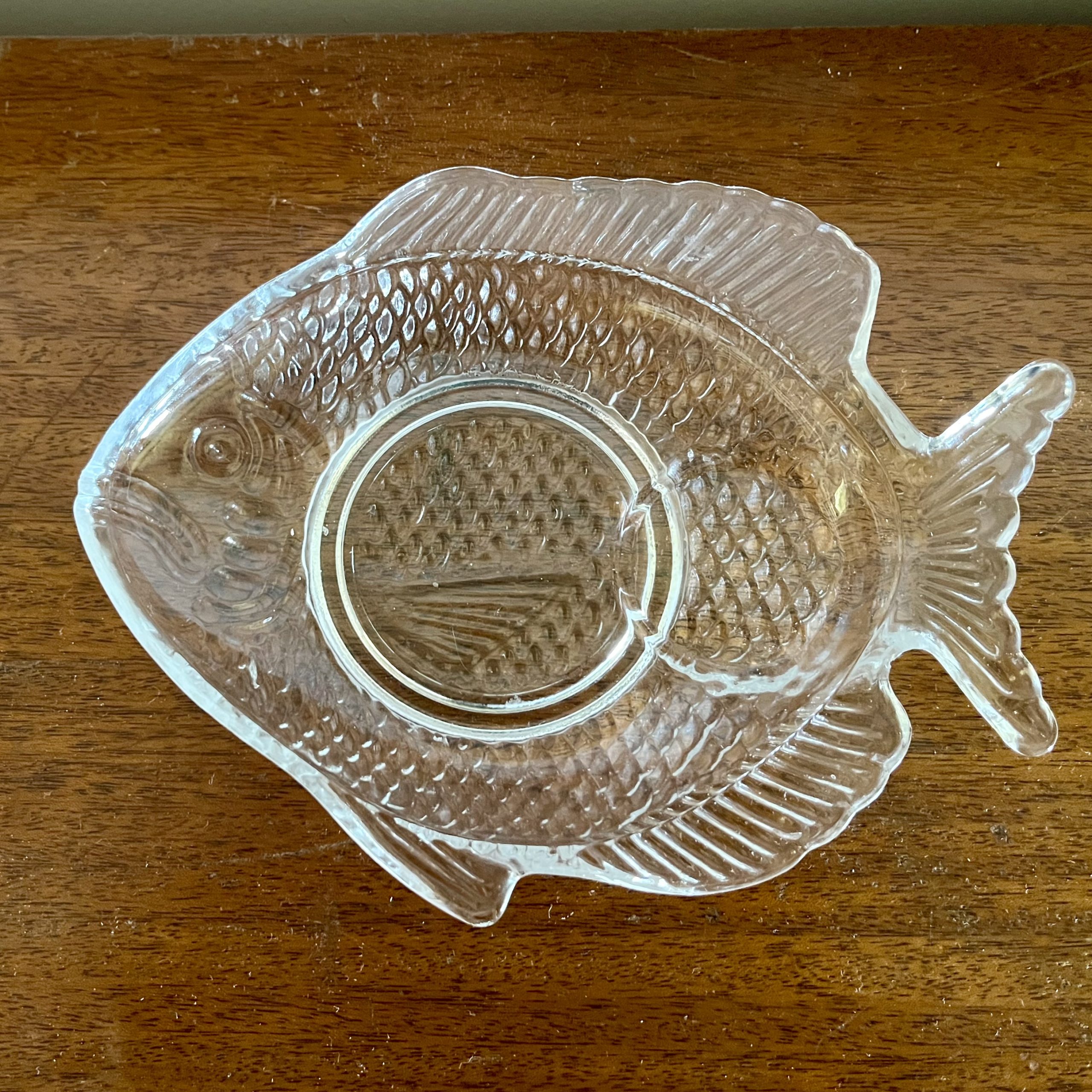 4 Fish-Shaped Glass Side Plates